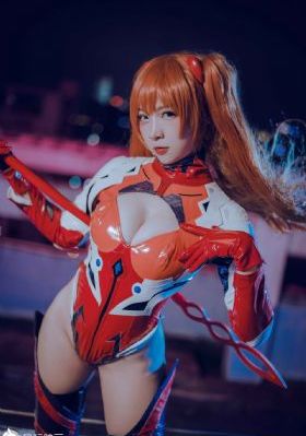 年轻女教师4三级_免费手机在线看片